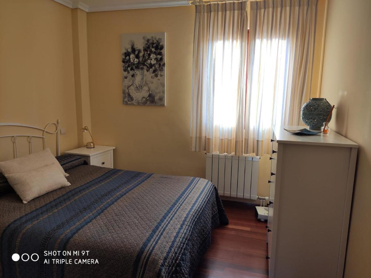 Apartamento En Complejo Residencial Rovacias Comillas Exteriér fotografie